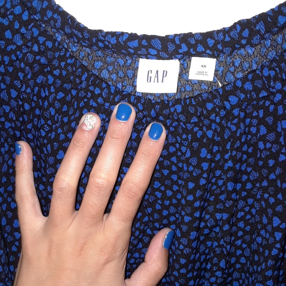 GAP Heart Pattern Off-the-Shoulder Blouse - Picture 3 of 5